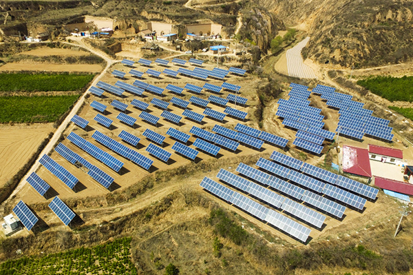 Netherland is Trying to Equip Large Trucks with Solar Panels