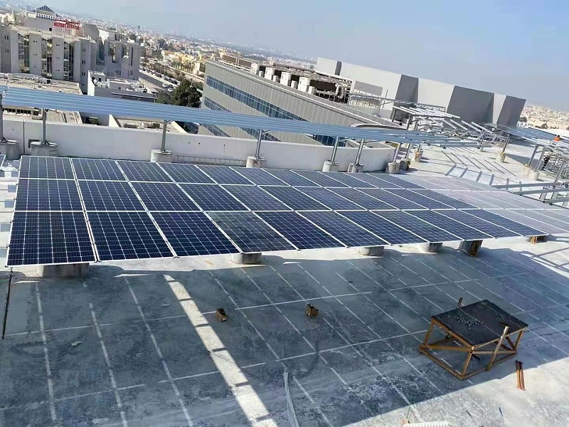 Bahrain island nation 200KW photovoltaic carport